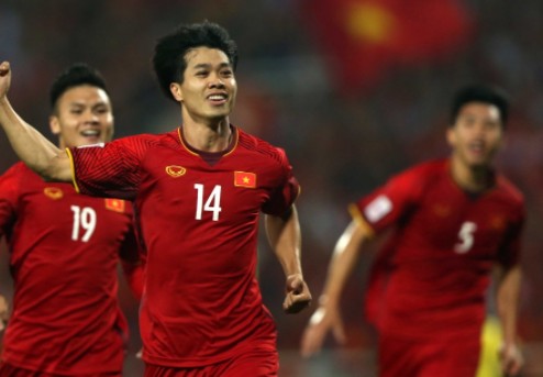 ĐT Việt Nam lên danh sách đấu ĐT Trung Quốc: Công Phượng trở lại